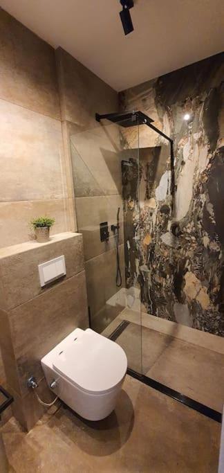 Floral Inn Prishtinë Ngoại thất bức ảnh