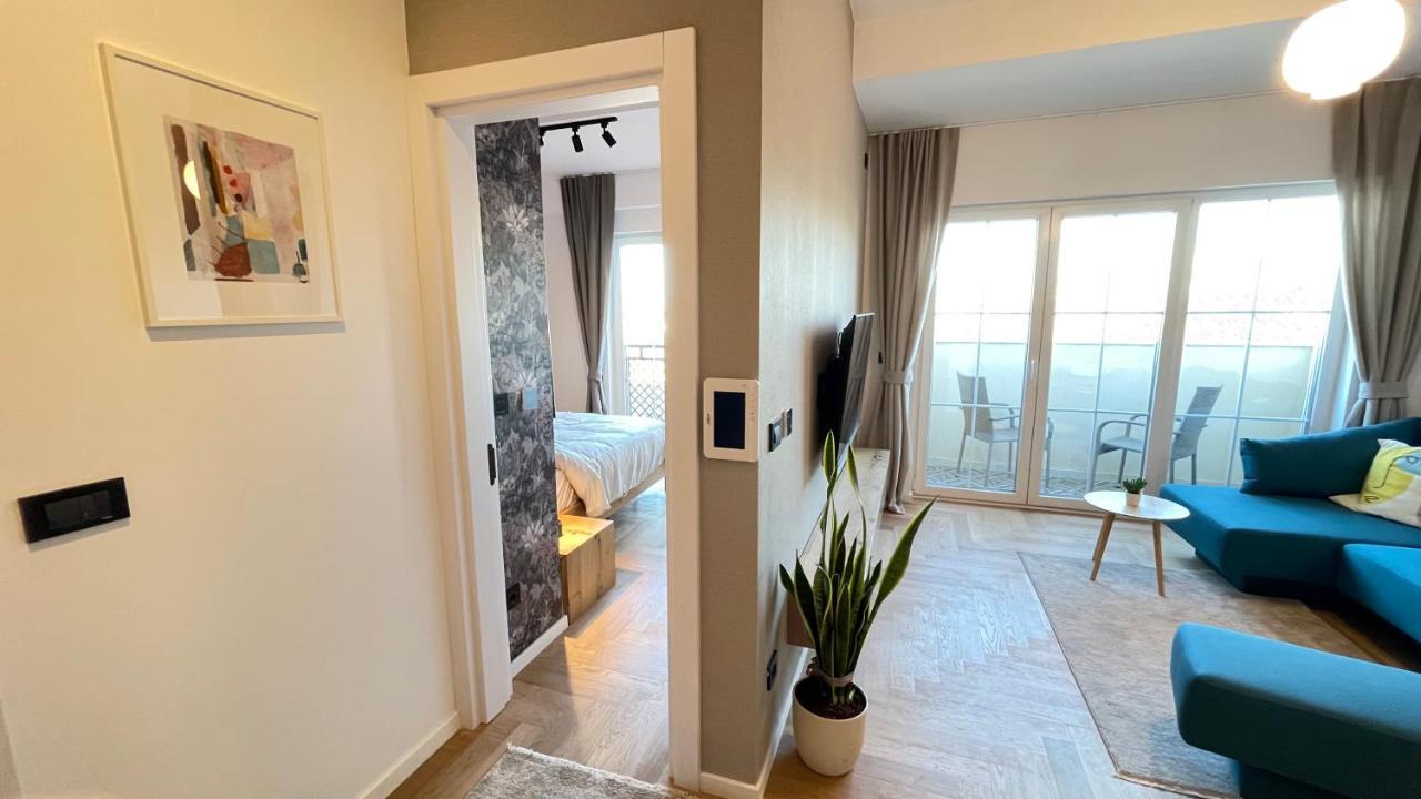 Floral Inn Prishtinë Ngoại thất bức ảnh