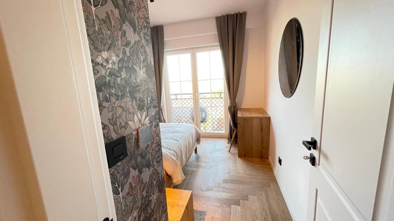 Floral Inn Prishtinë Ngoại thất bức ảnh
